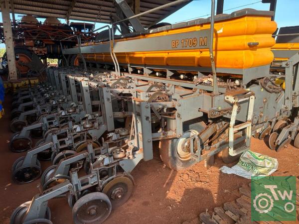 https://tratorbr.com.br/images/machinery/651ab9dece0a5WhatsApp Image 2023-09-28 at 09.41.16.jpeg